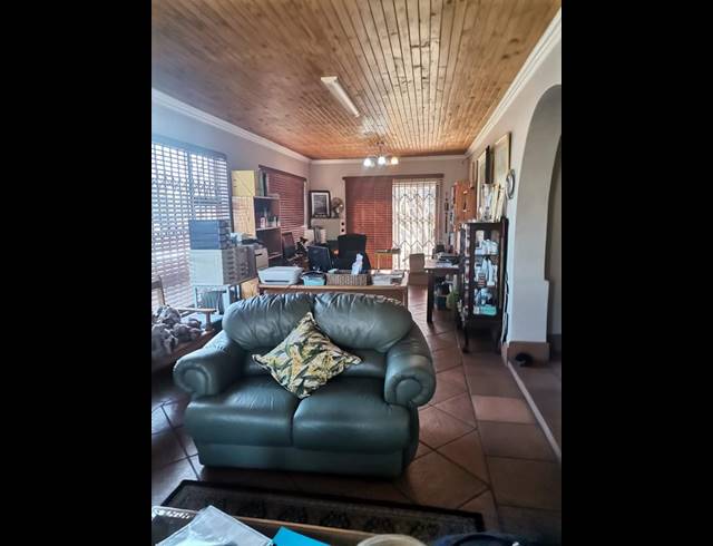 3 BEDROOM HOUSE FOR SALE IN ALBERTON NORTH